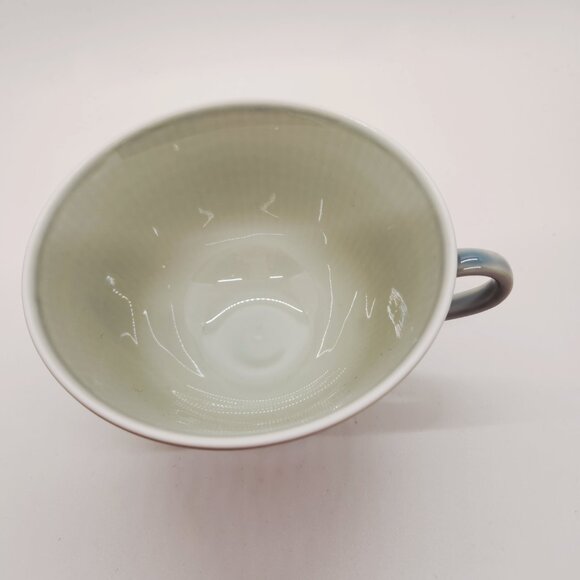 Arabia Finland Cup & Saucer Set Light Green Geometric Pattern 6" Saucer 4.5" Cup - Picture 4 of 14